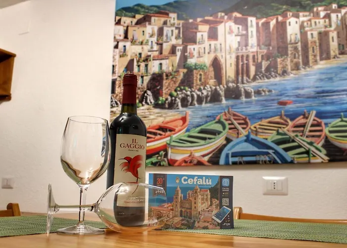 펜션 Gerani House 체팔루