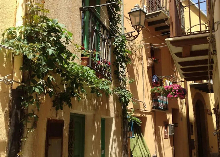 펜션 Gerani House 체팔루